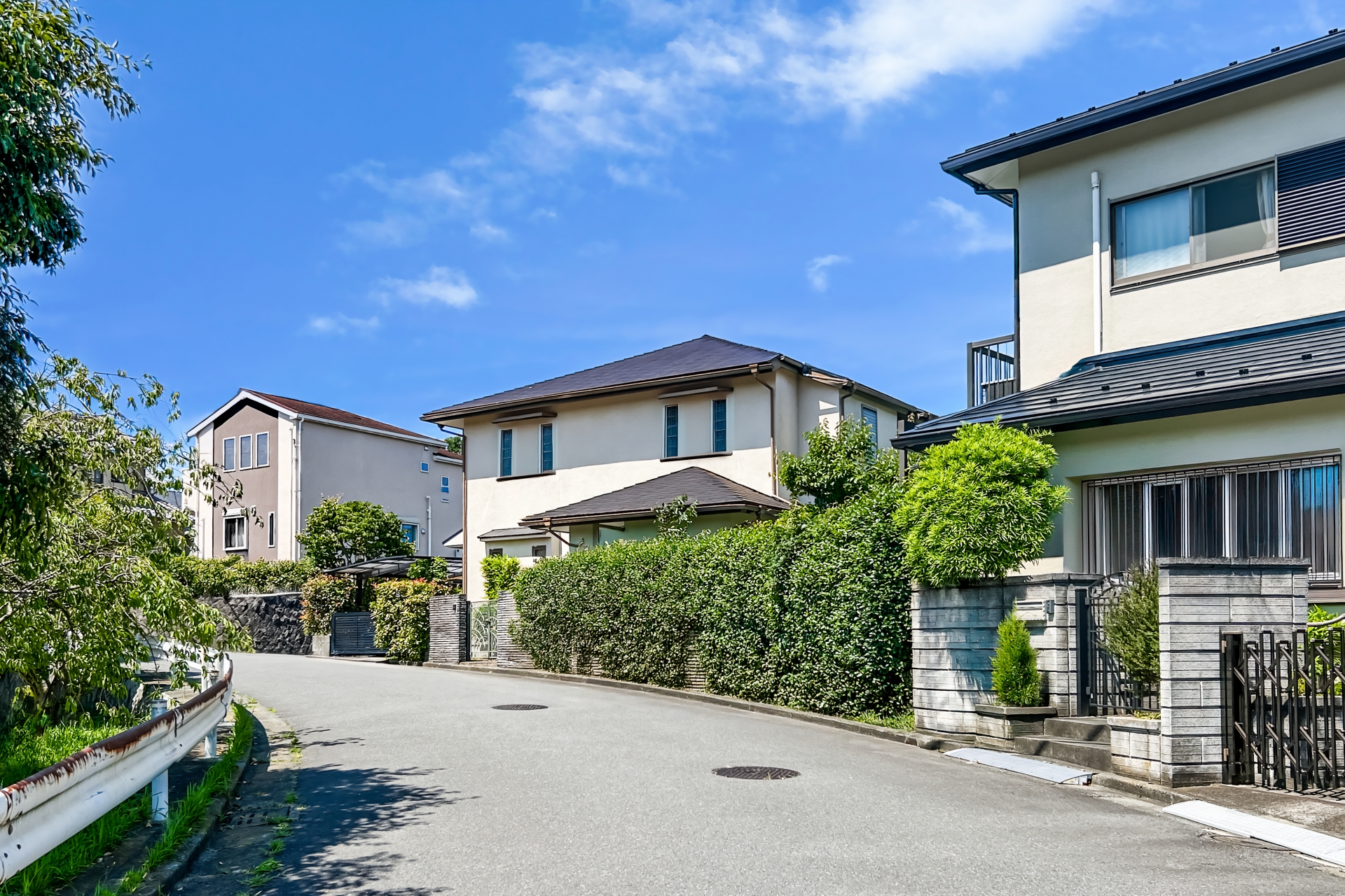 住宅が立ち並ぶ様子