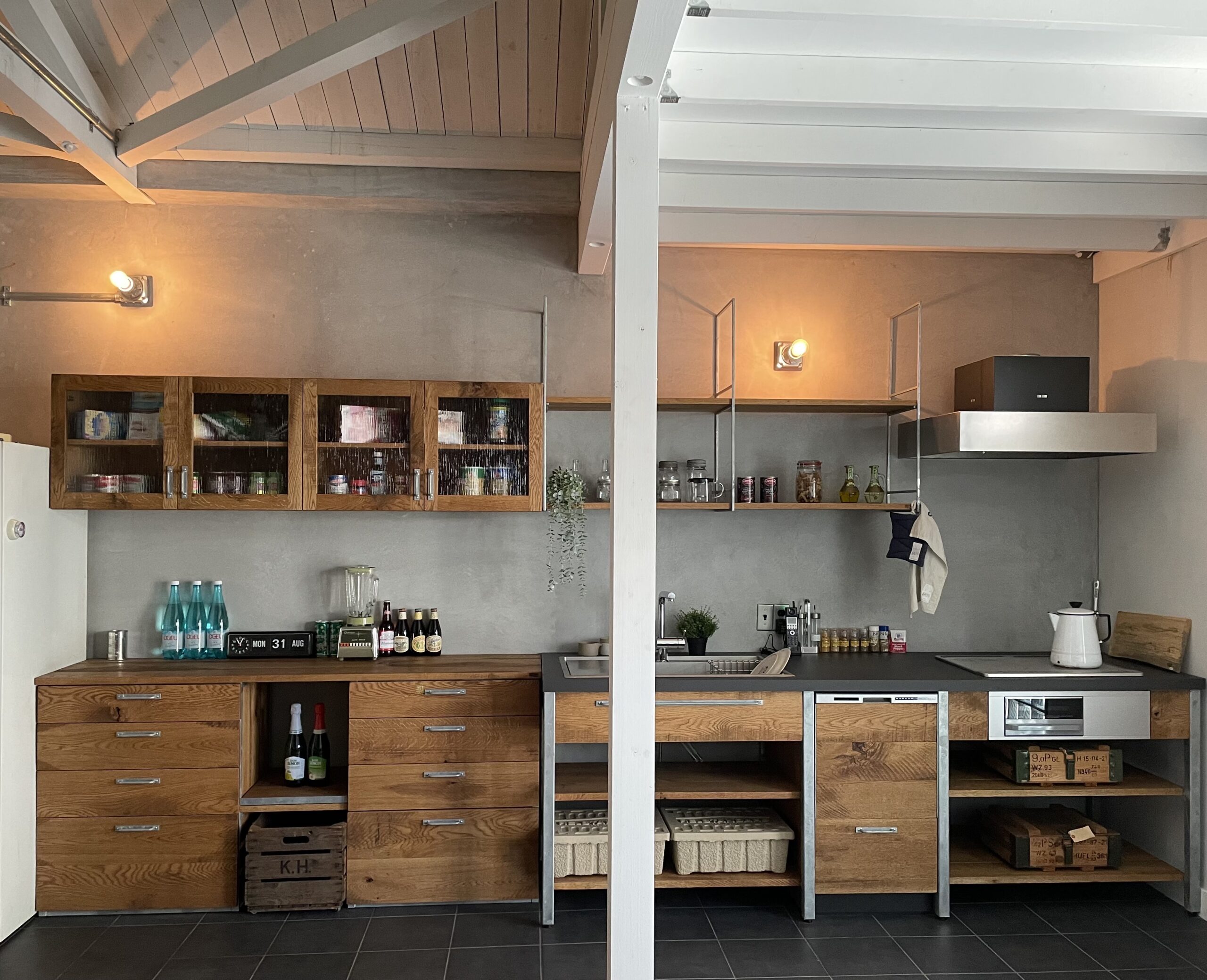 ブルックリンスタイルのキッチンと収納｜ナカミチホーム